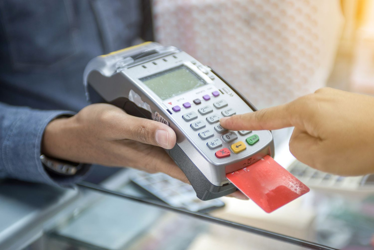 POS: «Αρρυθμίες» επιχειρήσεων στην καθολική εφαρμογή-Τι λένε φορείς και ΥΠΕΘΟ