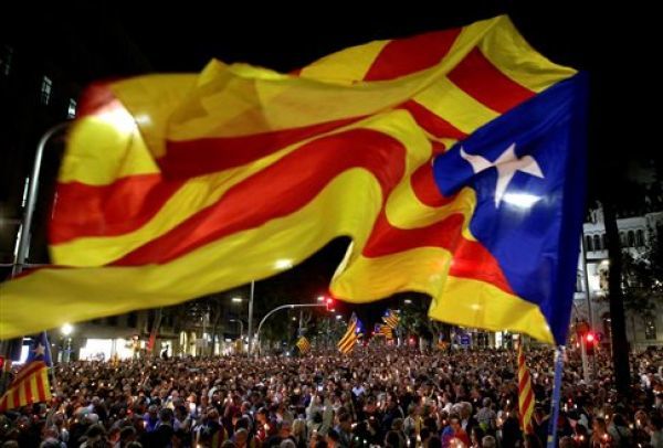 Καταλονία: Αποχωρούν 1200 επιχειρήσεις