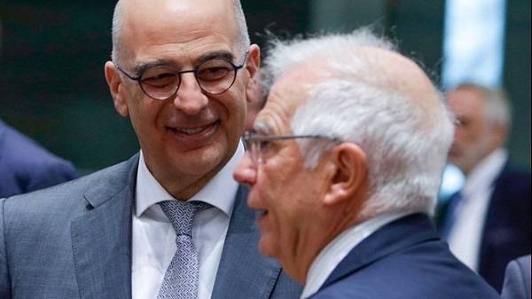 Δένδιας-Μπορέλ τα είπαν τηλεφωνικά για την Αν. Μεσόγειο