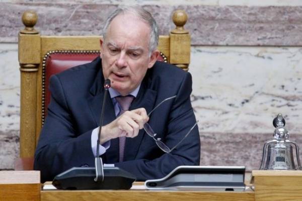 Οι αταξίες της Βαγενά και πώς ο Τασούλας την… ξεκούρασε