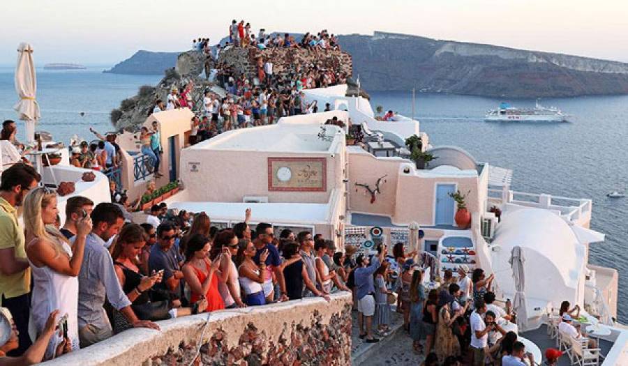 Η ανάγκη γενικότερης αναθεώρησης της «μονοκαλλιέργειας» του τουρισμού
