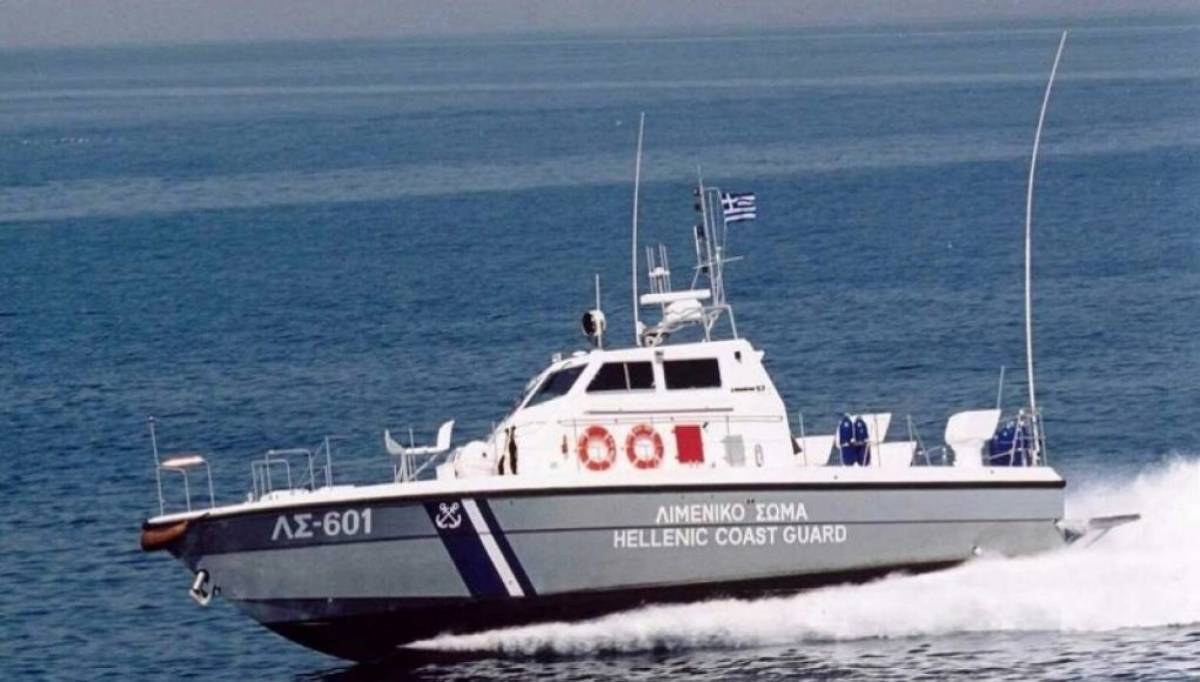 Πύλος: Εντοπίστηκε ιστιοφόρο με δεκάδες πρόσφυγες - μετανάστες