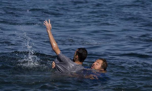 Λέσβος: Νέο ναυάγιο με μετανάστες-”Θρίλερ” με αγνοούμενους