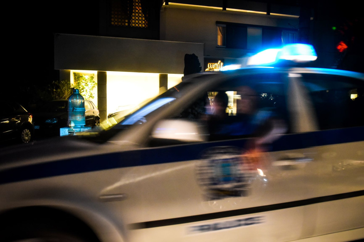 Πυροβολισμοί σε γνωστό κλαμπ στη Βουλιαγμένης- Δύο συλλήψεις