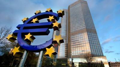 FAZ: Στελέχη της ΕΚΤ έχουν καταθέσεις σε εποπτευόμενες τράπεζες
