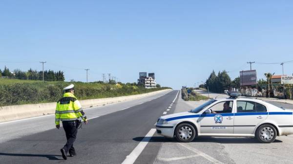 Απαγόρευση κυκλοφορίας: 930 παραβάσεις το Μ. Σάββατο