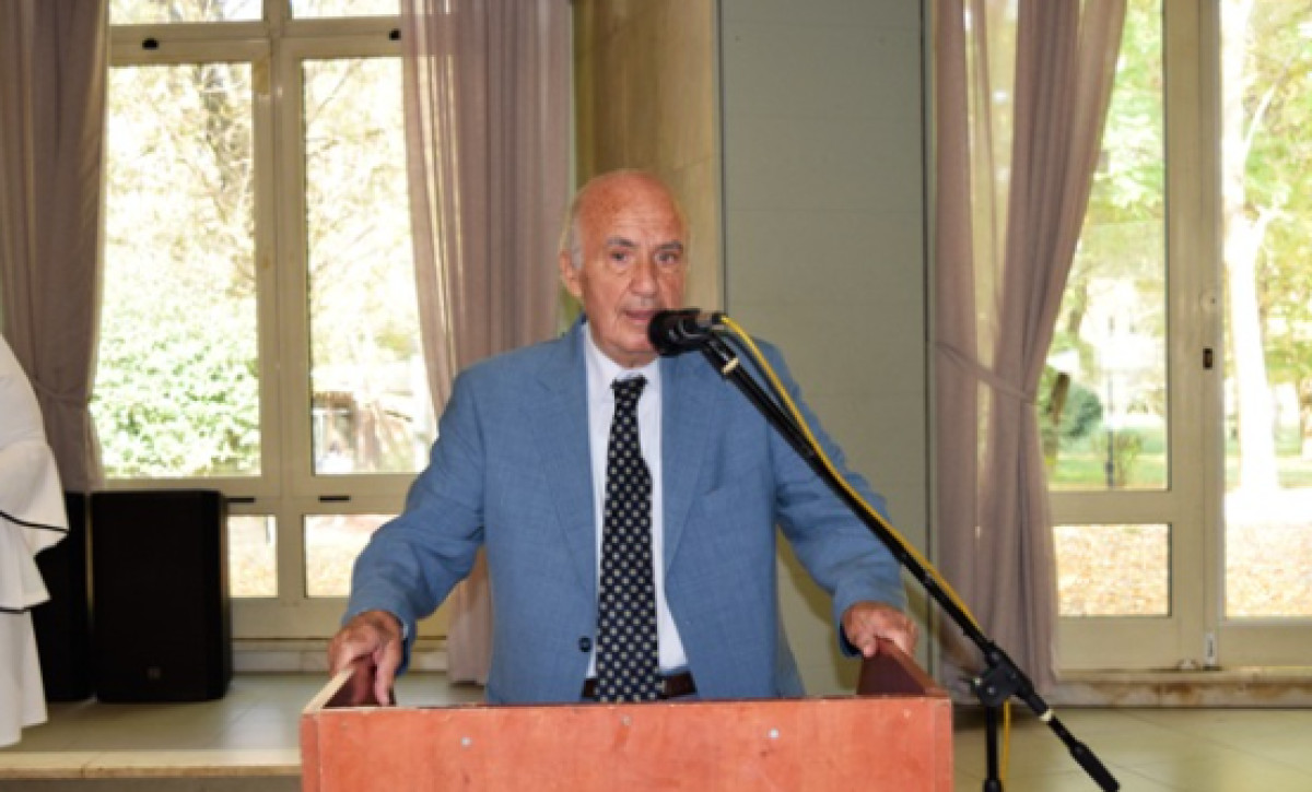 Πέθανε ο αγωνιστής της Εθνικής Αντίστασης Βασίλης Μπρακατσούλας-Το «αντίο» Ανδρουλάκη