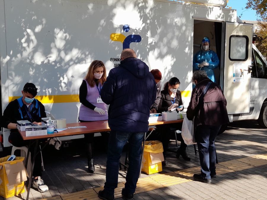 Κορονοϊός: Κανένα κρούσμα σε 556 rapid test στο Χαλάνδρι