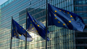 Κομισιόν: Νέοι κανόνες στις δημόσιες συμβάσεις – Λιγότερη γραφειοκρατία και ευκολότερη πρόσβαση μικρομεσαίων επιχειρήσεων