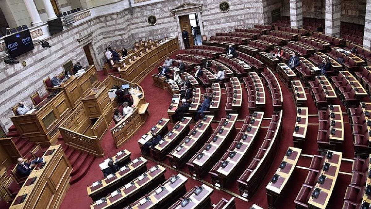 Βουλή: Στις 7 Οκτωβρίου η κύρωση της αμυντικής συμφωνίας με τη Γαλλία