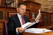 Στουρνάρας: «Όλα τα μέτρα μαζί σε ένα νομοσχέδιο»