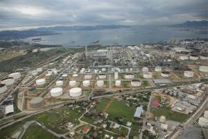 Τροποποιούνται οι περιβαλλοντικοί όροι για το διυλιστήριο των ΕΛΠΕ