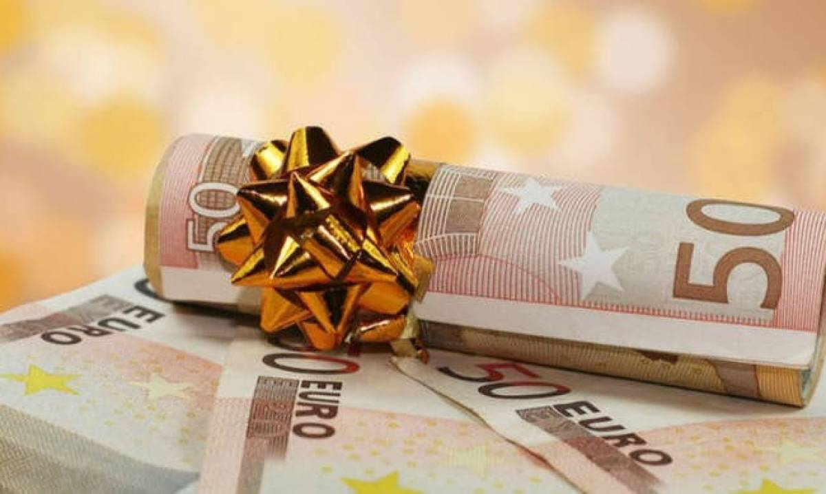 Σε δόσεις το Δώρο Χριστουγέννων για εργαζόμενους σε αναστολή-Η ΚΥΑ
