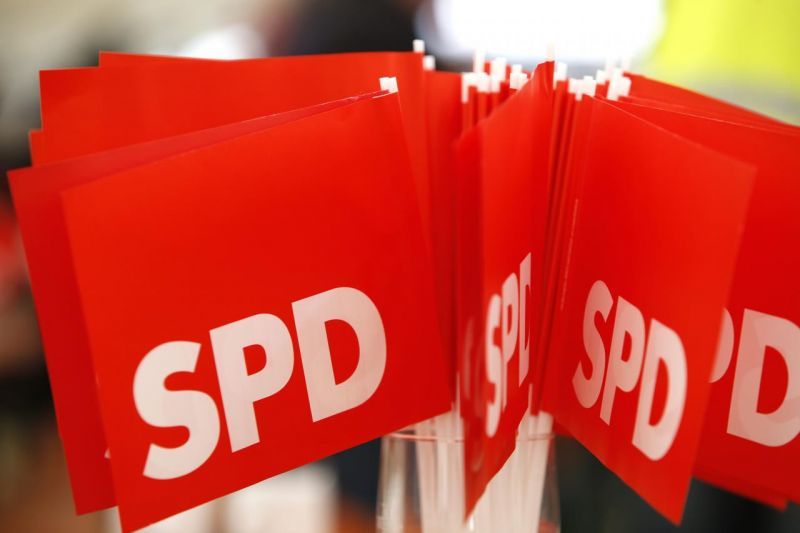 SPD: Πράσινο φως για τη συμμετοχή στην κυβέρνηση Μέρκελ