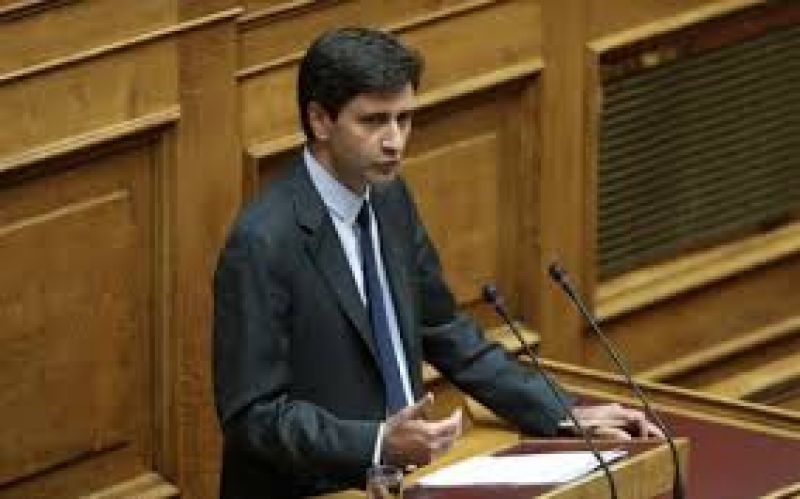 Χουλιαράκης: Έχω πολλές υποχρεώσεις (VIDEO)