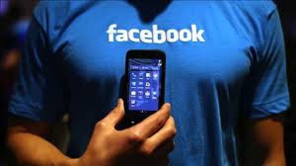 «Καμπάνα» ύψους 20 εκατ. δολαρίων στη Facebook