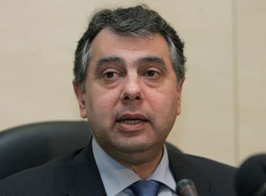 ΕΣΕΕ: Η τρόικα πιέζει για μειώσεις στους μισθούς