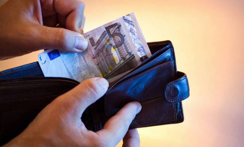 Νέα υποβολή αιτήσεων για το Κοινωνικό Εισόδημα Αλληλεγγύης