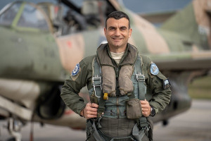 Τριήμερο πένθος στις Ένοπλες Δυνάμεις για το θάνατο του επισμηναγού