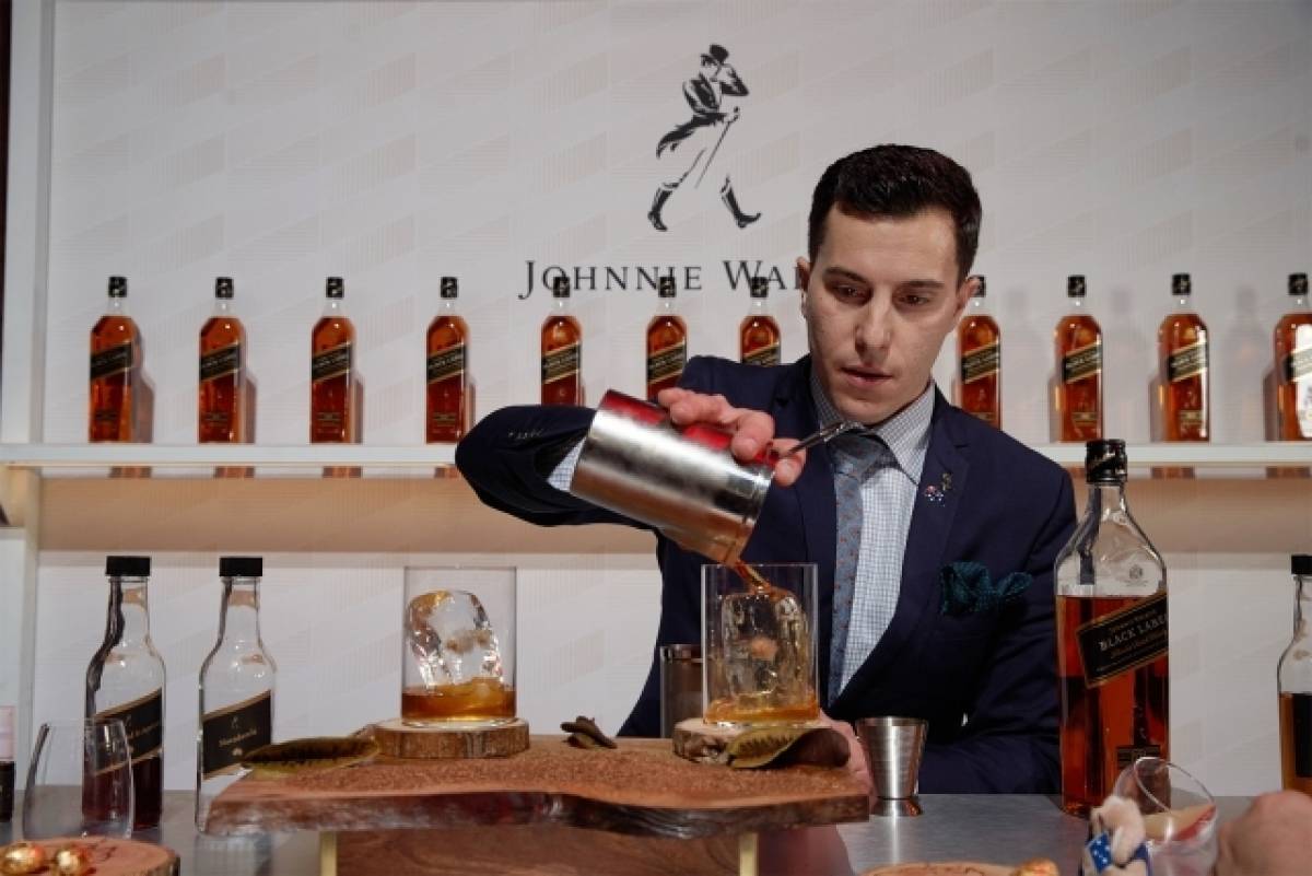 Ο Orlando Marzo καλύτερος bartender του κόσμου