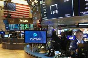 Wall Street: Πρόσω ολοταχώς για τη χειρότερη ετήσια επίδοση της τελευταίας 14ετίας