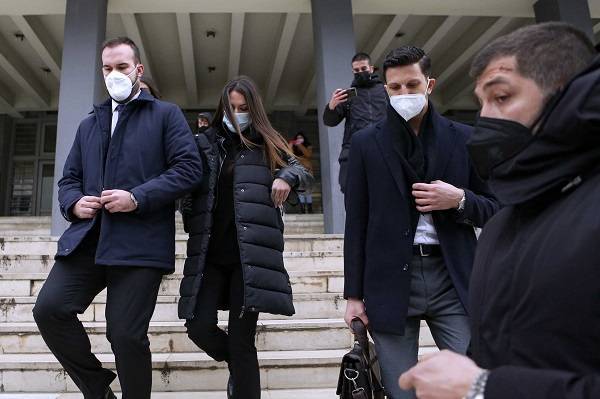 Βιασμός 24χρονης: Νέες καταθέσεις «θολώνουν» το τοπίο- Τι ειπώθηκε
