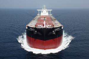 Η Star Bulk γράφει ιστορία μεταφέροντας εμπορευματοκιβώτια μέσω bulker