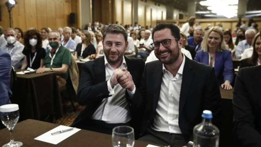Μύθοι και αλήθειες για τους «μηχανισμούς» του ΠαΣοΚ