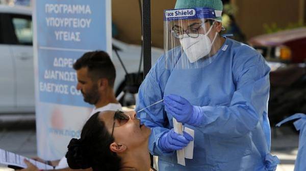 Κύπρος: Δεκατρία νέα κρούσματα κορονοϊού