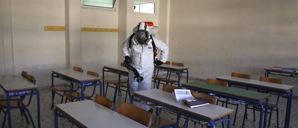 Κλείνουν έξι σχολεία λόγω κρουσμάτων κορονοϊού