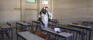 Κλείνουν έξι σχολεία λόγω κρουσμάτων κορονοϊού
