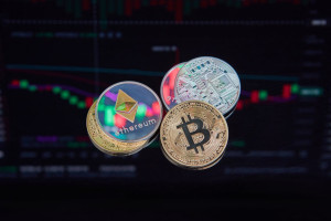 Σάρωσε η ζήτηση για μετοχές κρυπτονομισμάτων στη Wall Street – Οι αποδόσεις για Bitcoin και Ethereum
