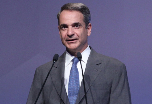 Μητσοτάκης: Νομοθετική ρύθμιση–κίνητρο για τον επαναπατρισμό γιατρών από τις ΗΠΑ