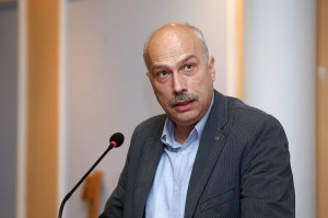 Η αριστερή πτέρυγα του ΠΑΣΟΚ δεν κλείνει την πόρτα στον Τσίπρα
