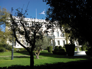 «Βαριά» η συνάντηση Τασούλα - Σαμαρά στο Προεδρικό
