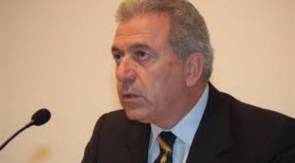 Κύπρος: Συνάντηση Αβραμόπουλου με τον Αναστασιάδη