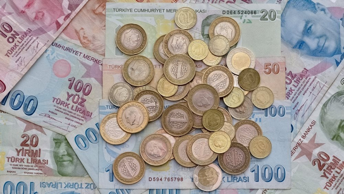 Τουρκική λίρα σε νέα ιστορικά χαμηλά: Συνεχίζεται η διολίσθηση της εν μέσω ελεγχόμενης υποτίμησης