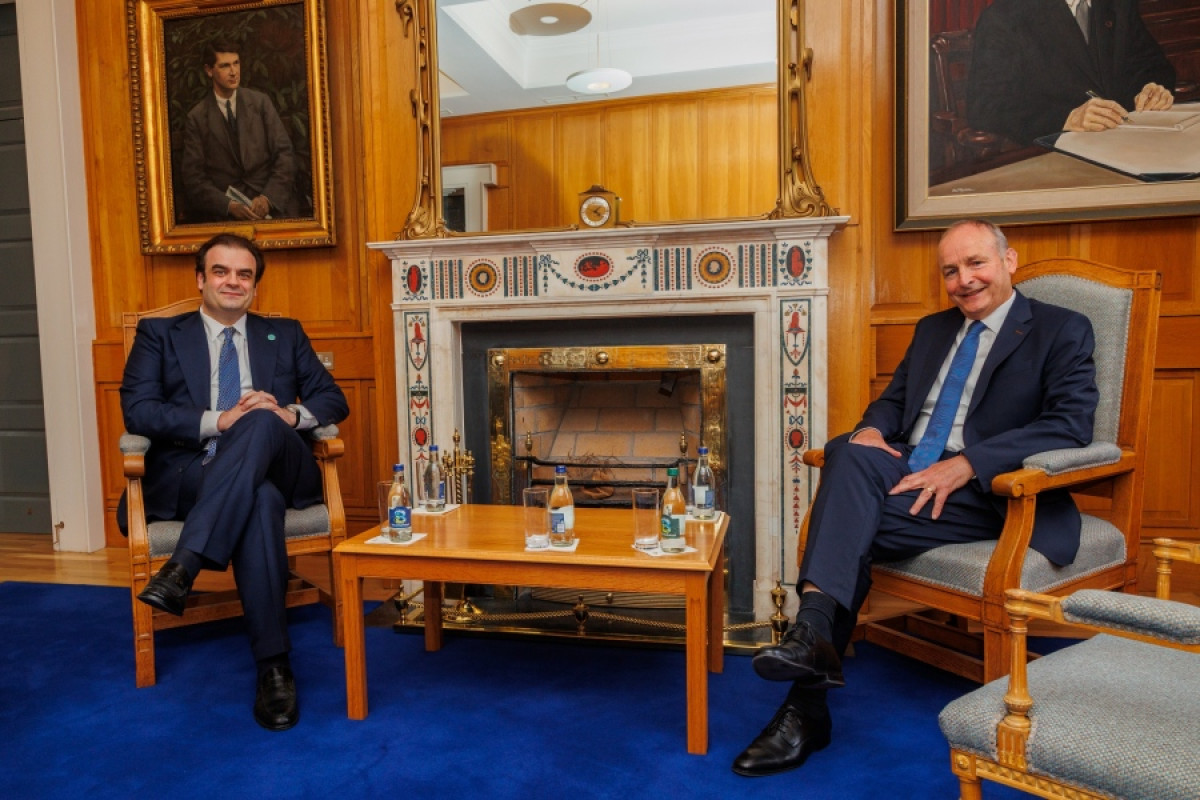 Πιερρακάκης: Συνάντηση με τον Ιρλανδό πρωθυπουργό – Στο επίκεντρο η ευρωπαϊκή οικονομία