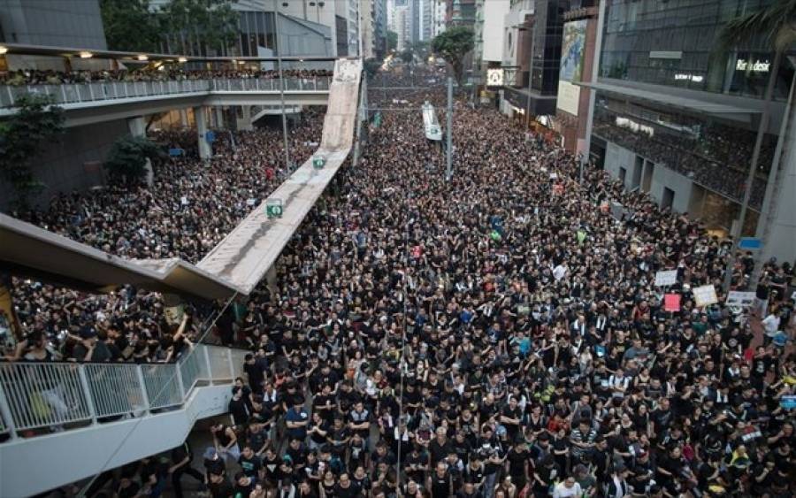 Πεκίνο: «Κατάφωρη ανάμιξη» Τραμπ στις υποθέσεις του Χονγκ Κονγκ