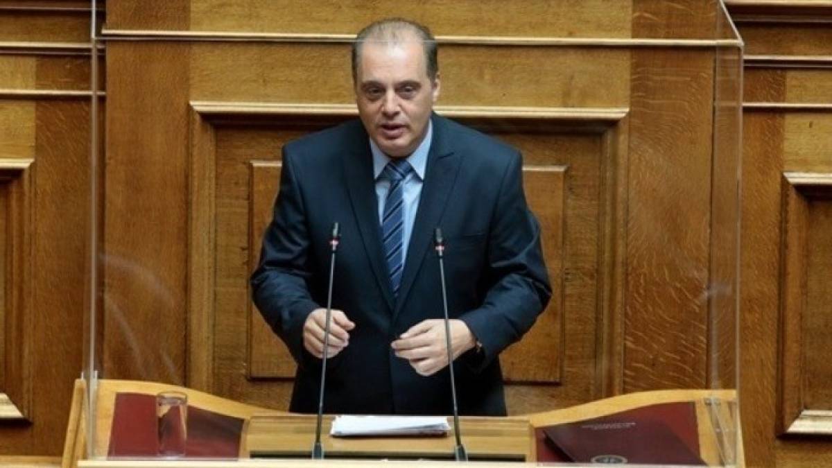Βελόπουλος: Η κυβέρνηση δεν προστάτεψε τους ομογενείς στην Ουκρανία