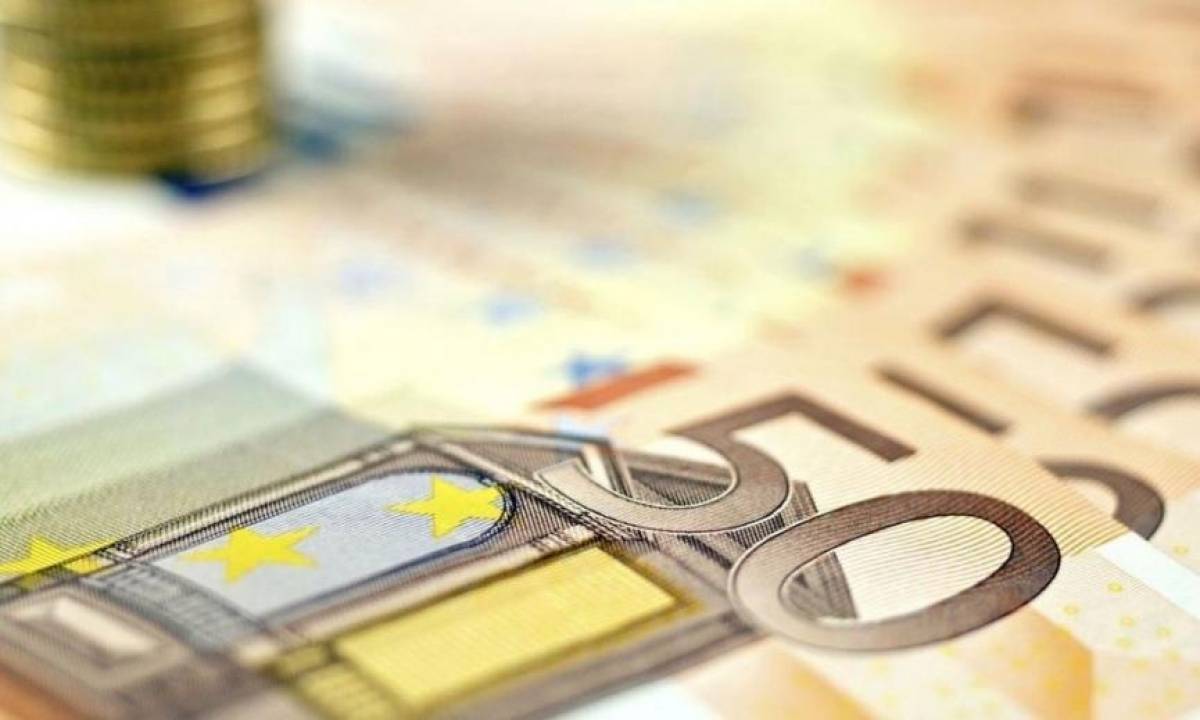 FAZ: Πρέπει να γίνουν δημοσιονομικές εκπτώσεις στην Ελλάδα;