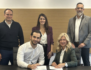 HPE και Infinitum ενώνουν τις δυνάμεις τους, παρέχοντας λύσεις AI και containerized υποδομής στη STHENOS AI