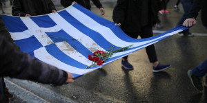 Πολυτεχνείο: H σημαία στην Αμερικανική Πρεσβεία, μικροεντάσεις και συλλήψεις - Ιδιαίτερα αυξημένα μέτρα ασφαλείας