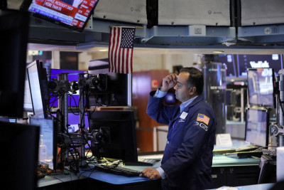 Νέα επέλαση των πωλητών στη Wall Street-Στο «κόκκινο» πετρέλαιο, χρυσός