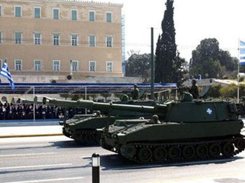 Καμμένος: Χωρίς κιγκλιδώματα κι εξέδρα η παρέλαση της 25ης Μαρτίου