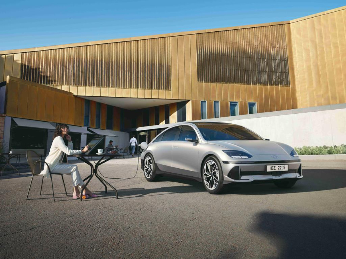 Η Hyundai γιορτάζει την κατάκτηση κορυφαίων βραβείων το 2022