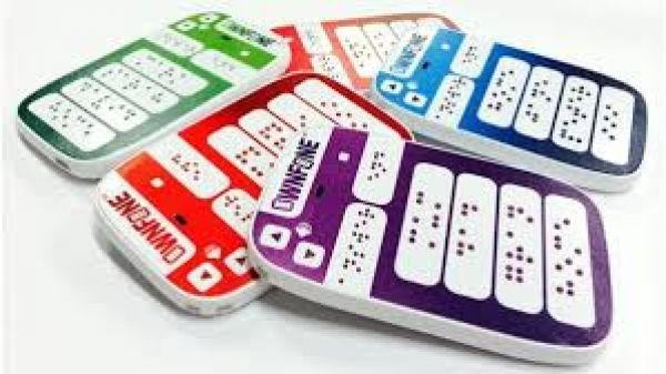 Κατασκευάστηκε το πρώτο κινητό τηλέφωνο με κουμπιά Braille