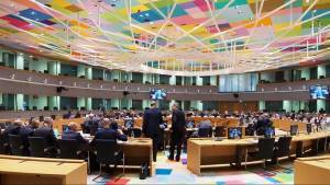 Στο «μικροσκόπιο» του EWG ο προϋπολογισμός και οι αστερίσκοι της έκθεσης της Κομισιόν