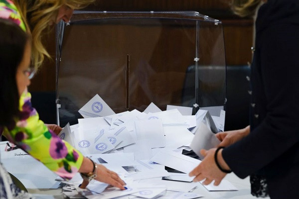 Εκλογές- Έλληνες εξωτερικού: 102 εκλογικά τμήματα, 35 κράτη, 82 πόλεις