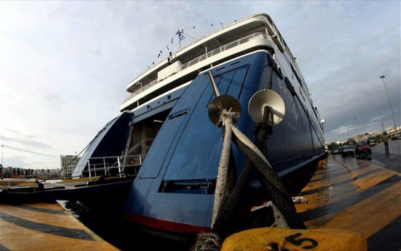 Υπ. Ναυτιλίας: Θέλει μείωση ΦΠΑ στην ακτοπλοΐα, παρά τις βουλές της τρόικας